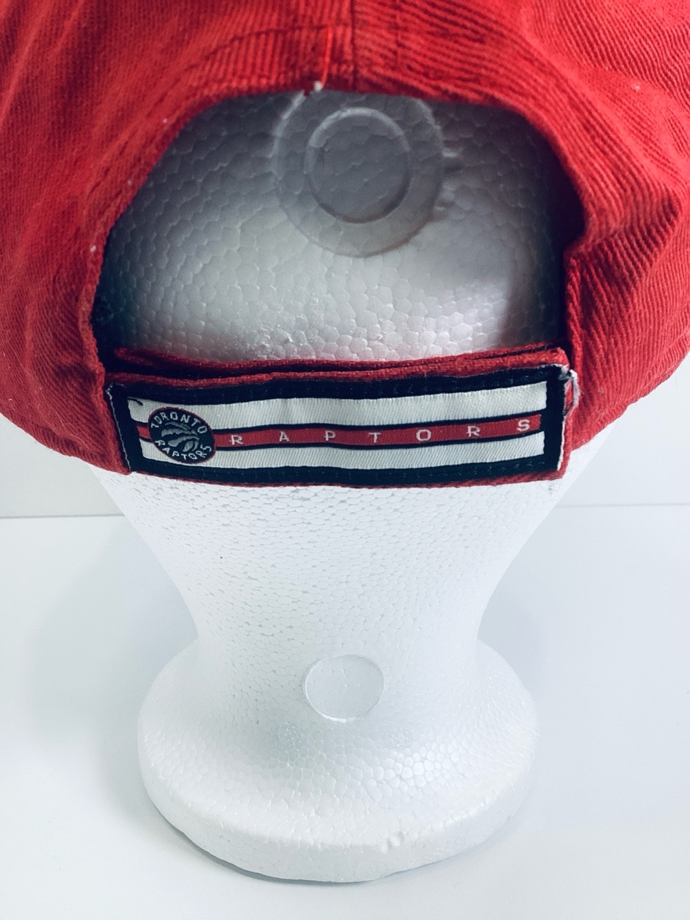 🌺 NBA Toronto Raptors Red Baseball Cap - Picture 7 of 10